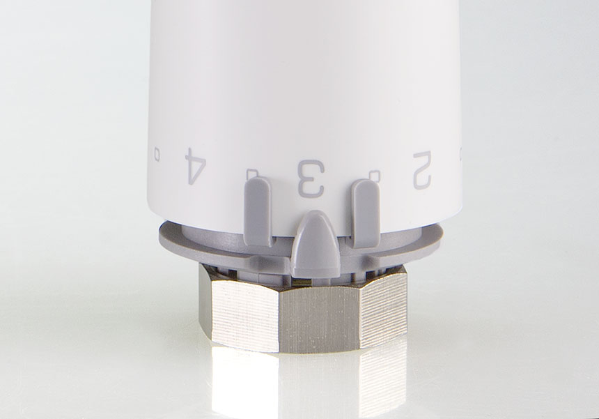 Ридан 013G4998R — Комплект для радиаторов с нижним подключением: клапан LV-KB (Ду15, 1/2, угловой) и терморегулятор TR 9001 Ultra